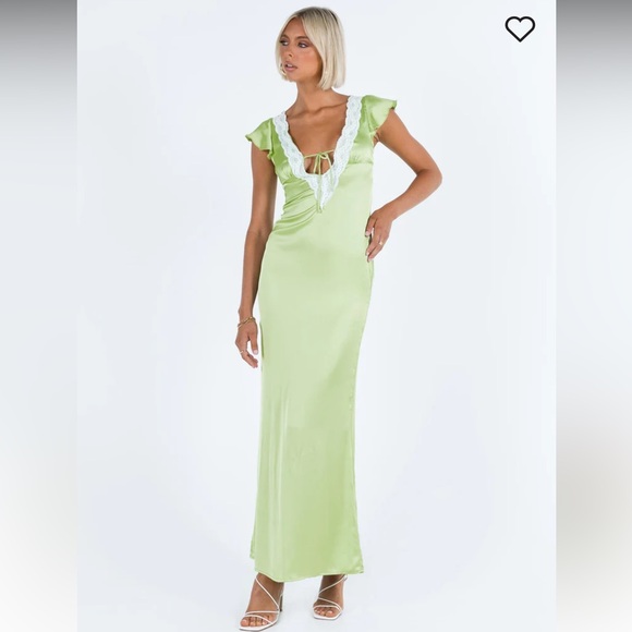 Green Satin maxi dress with lace - Picture 3 of 11